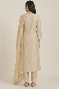 Noori champagne festive set